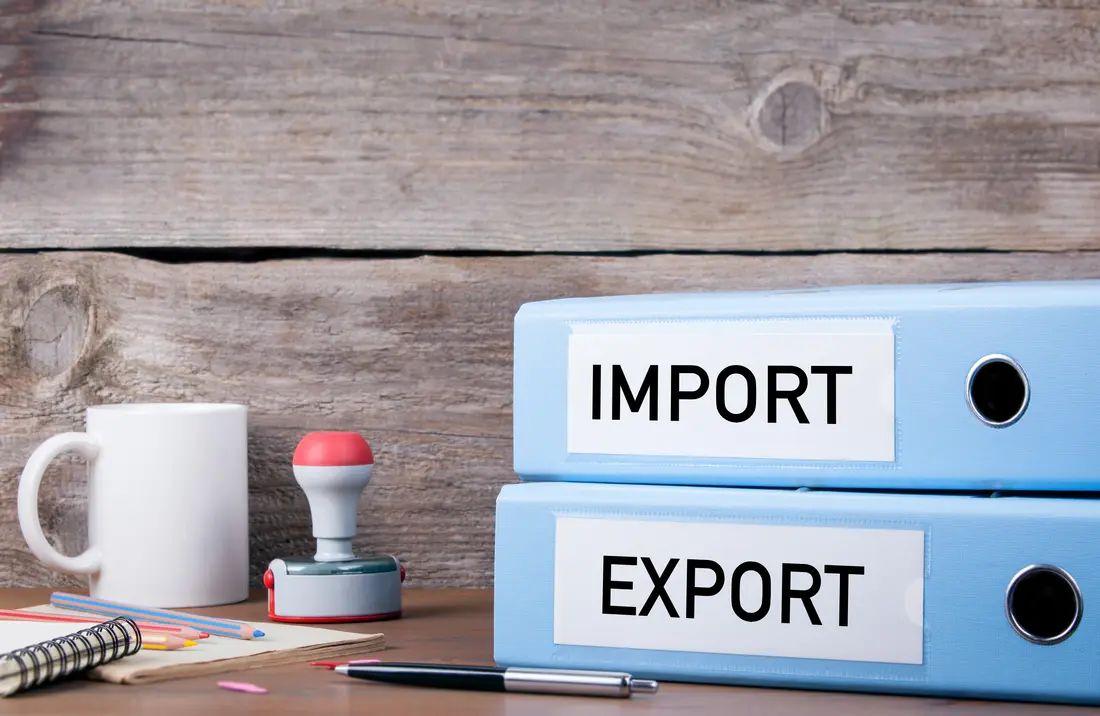 Import and export compliance binders